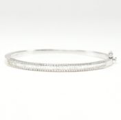 HALLMARKED 18CT WHITE GOLD & DIAMOND BANGLE BRACELET