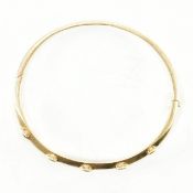 18CT GOLD & DIAMOND BANGLE BRACELET