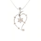 18CT WHITE GOLD & DIAMOND NECKLACE PENDANT & CHAIN