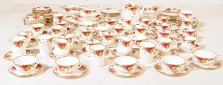 ROYAL ALBERT OLD COUNTRY ROSES TEA & DINNER SERVICE