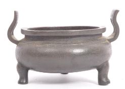 A 19TH CENTURY CHINESE ORIENTAL BRONZE VESSEL TRIPOD CENSOR