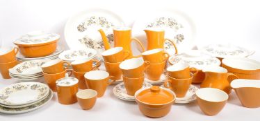 VINTAGE 20TH CENTURY POOLE POTTERY DINNER / TEA SERVICE