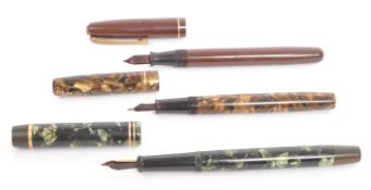THREE VINTAGE FOUNTAIN PENS BY ONOTO / WATERMANS & WYVERN