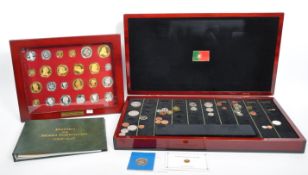 VINTAGE 20TH CENTURY PORTUGUESE COIN ASSORTMENT