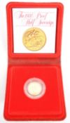 ELIZABETH II - THE ROYAL MINT - GOLD PROOF HALF SOVEREIGN COIN