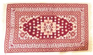 20TH CENTURY CAUCASIAN WOOL RUG