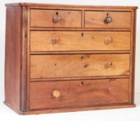 19TH CENTURY VICTORIAN MAHOGANY CHEST OF DRAWERS