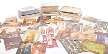 COLLECTION OF EARLY TO LATE 20TH CENT BLACK & WHITE POSTCARDS