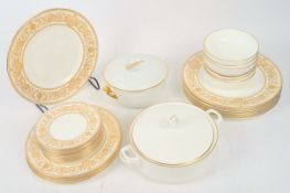 ROYAL WORCESTER - HYDE PARK - PART DINNER SERVICE