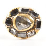 ANTIQUE GOLD & DIAMOND CLUSTER RING