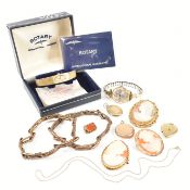 COLLECTION OF ASSORTED ANTIQUE & LATER ROLLED GOLD JEWELLERY