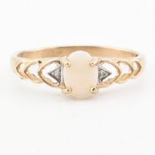 HALLMARKED 9CT GOLD & OPAL RING