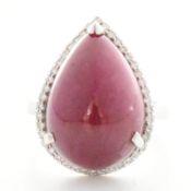 HALLMARKED 18CT GOLD RUBY & DIAMOND HALO RING