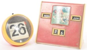 TO RETRO VINTAGE CIRCA 1950S ACRYLIC DESK TABLE CALENDARS