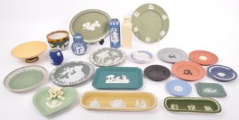 COLLECTION 19TH CENTURY & LATER WEDGWOOD JASPERWARE