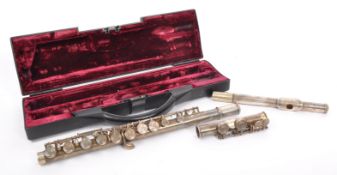 VINTAGE FRENCH BUFFET CRAMPON CASED FLUTE