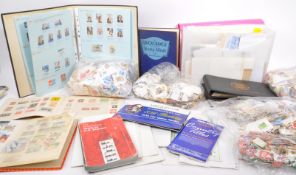 COLLECTION OF 20TH CENTURY STAMPS TO INCLUDE PENNY REDS