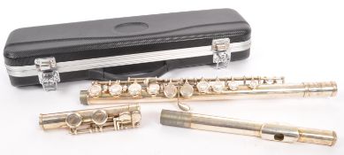 VINTAGE 20TH CENTURY ODYSSEY WHITE METAL FLUTE