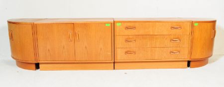 A VINTAGE RETRO 1970S TEAK MEDIA WALL UNIT BOOKCASE CABINET