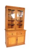EARLY 20TH CENTURY OAK LIBRARAY BOOKCASE CUPBOARD