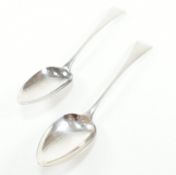 PAIR OF GEORGIAN HALLMARKED SILVER SERVING SPOONS