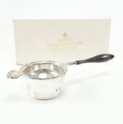 GARRARD & CO WHITE METAL BOXED TEA STRAINER & STAND
