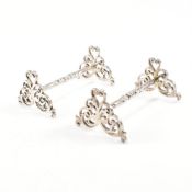 PAIR OF EDWARDIAN HALLMARKED SILVER CUTLERY RESTS