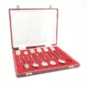 CASED SET OF ELEVEN HALLMARKED GEORGE V SILVER SPOONS