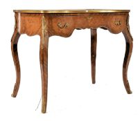20TH CENTURY FRENCH LOUIS XV MANNER KINGWOOD DESK
