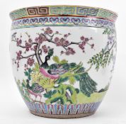 20TH CENTURY CHINESE REPUBLIC CERAMIC FAMILLE ROSE VASE