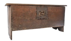 17TH CENTURY ENGLISH OAK COFFER CHEST BOX