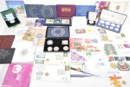 THE ROYAL MINT - ASSORTMENT OF COMMEMORATIVE COINS
