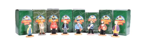 CAMBERWICK GREEN – ROBERT HARROP – FIGURINES / STATUES