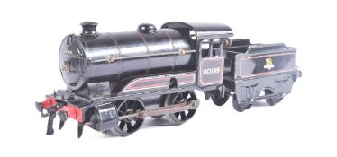 MODEL RAILWAY - HORNBY O GAUGE CLOCKWORK LOCOMOTIVE