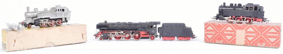 THREE VINTAGE MARKLIN OO GAUGE MODEL RAILWAY LOCOMOTIVE ENGINES