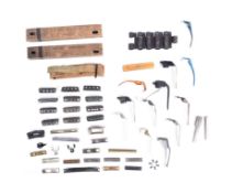 COLLECTION OF BRITISH RIFLE AMMUNITION CLIPS, GRENADE LEVERS & SPOONS