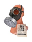 WWII SECOND WORLD WAR GERMAN CIVILIAN GAS MASK