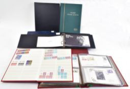 LARGE COLLECTION OF 20TH CENTURY DEFINITIVE BRITISH STAMPS