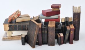COLLECTION OF VICTORIAN & EDWARDIAN MINIATURE BOOK BIBLES