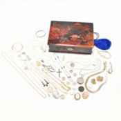 COLLECTION OF VINTAGE & MODERN COSTUME JEWELLERY