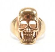 VINTAGE HALLMARKED 9CT GOLD SKULL RING