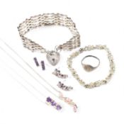 COLLECTION OF ASSORTED SILVER JEWELLERY