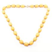 VINTAGE BAKELITE BEADED NECKLACE