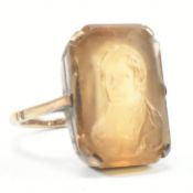 ANTIQUE YELLOW METAL & CITRINE CAMEO RING