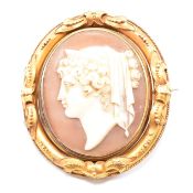 ANTIQUE CARVED CAMEO ARTICULATED LOCKET YELLOW METAL BROOCH PIN