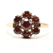 VINTAGE HALLMARKED 9CT GOLD & GARNET CLUSTER RING