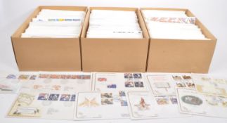 LARGE COLLECTION OF ROYAL MAIL FIRST DAY COVERS