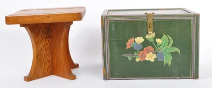 20TH CENTURY INDIAN HAND PAINTED JEWELLERY CASKET & STAND