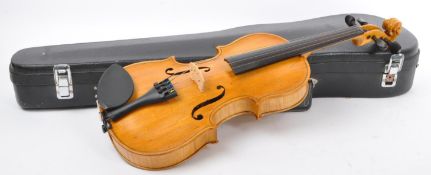 20TH CENTURY 3/4 SIZE VIOLIN LABELLED ANTONIUS STRADIVARIUS