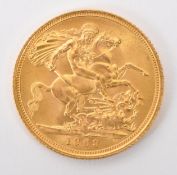 1963 QUEEN ELIZABETH II FULL GOLD SOVEREIGN
